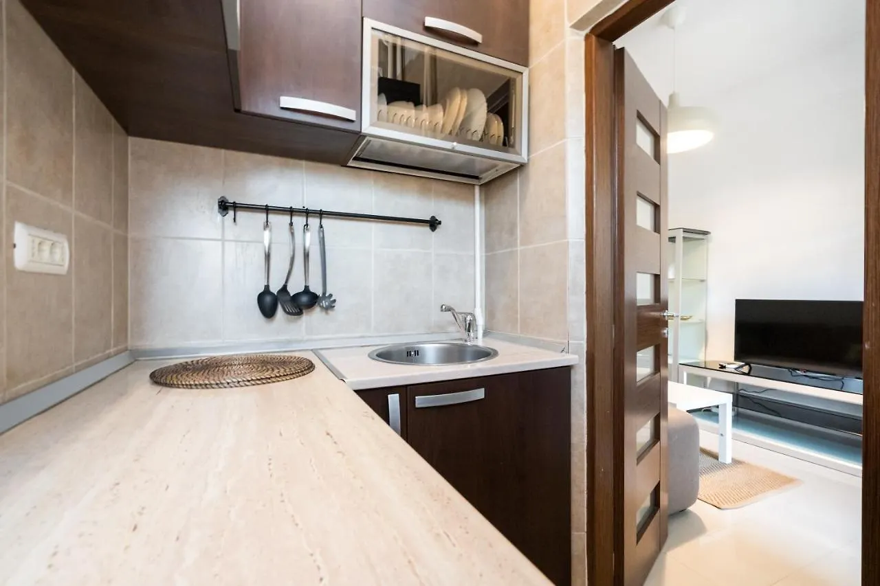 Modern & Spacious Apartment - Prime Location Near Bucharest'S Old Town